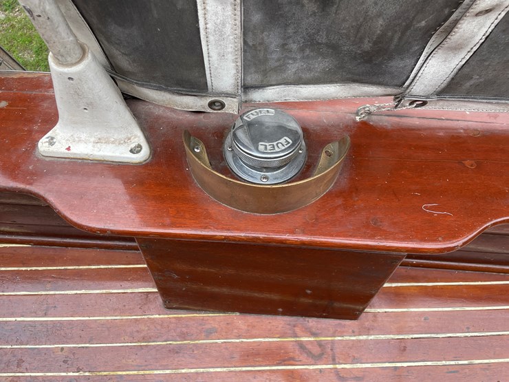 #1069-•-1957-chris-craft-bull-nose-constellation-(onalaska,-wi)-image-67