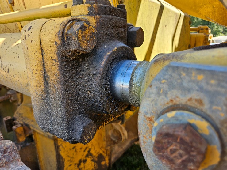 caterpillar-963-image-126