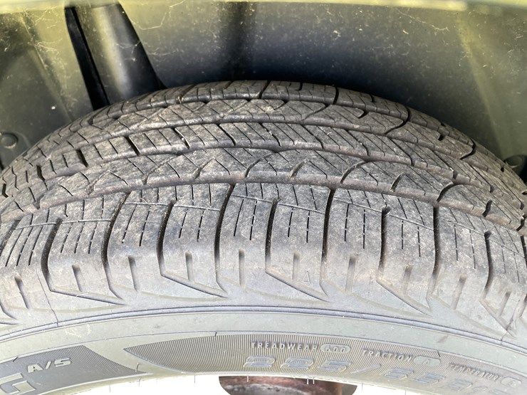 #1041-•-2014-chevy-equinox-awd-(has-wi-title)-image-24
