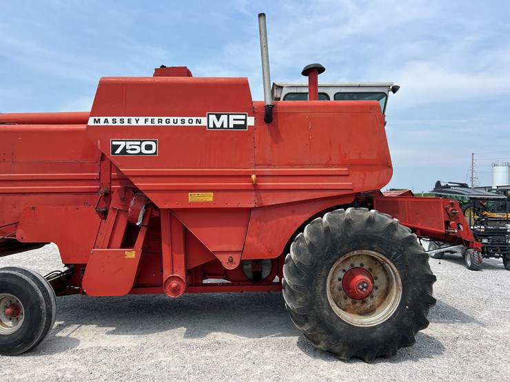 massey-ferguson-750-image-4