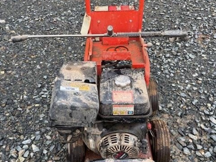 general-j3000-pressure-washer-image-2
