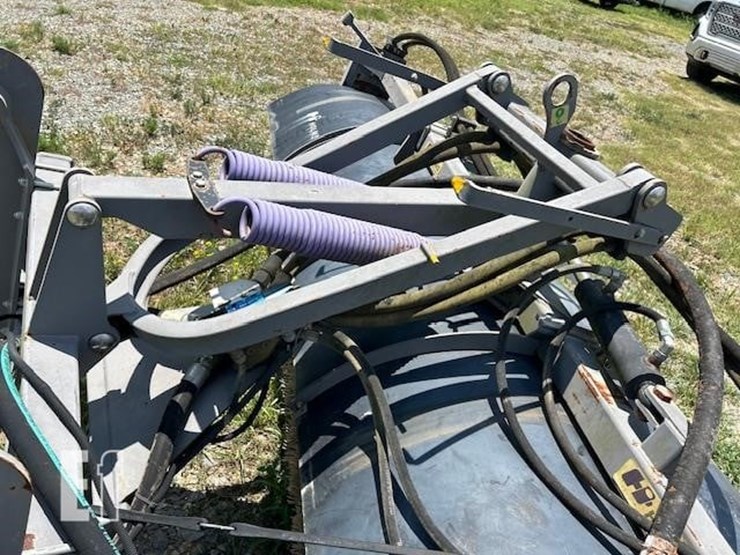 holms-12'-broom-image-5