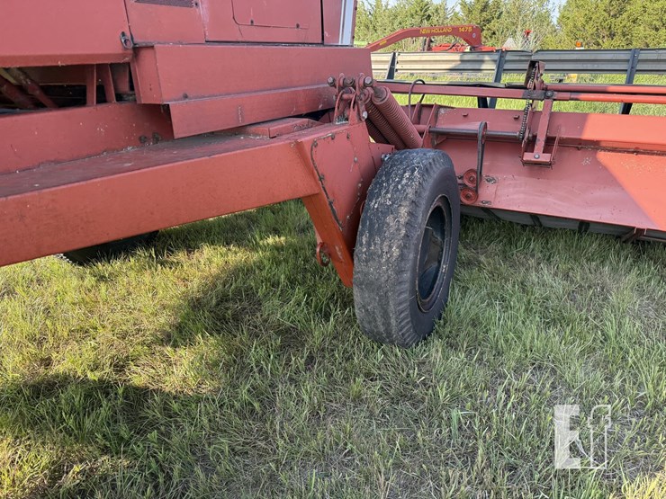 hesston-6450-image-4