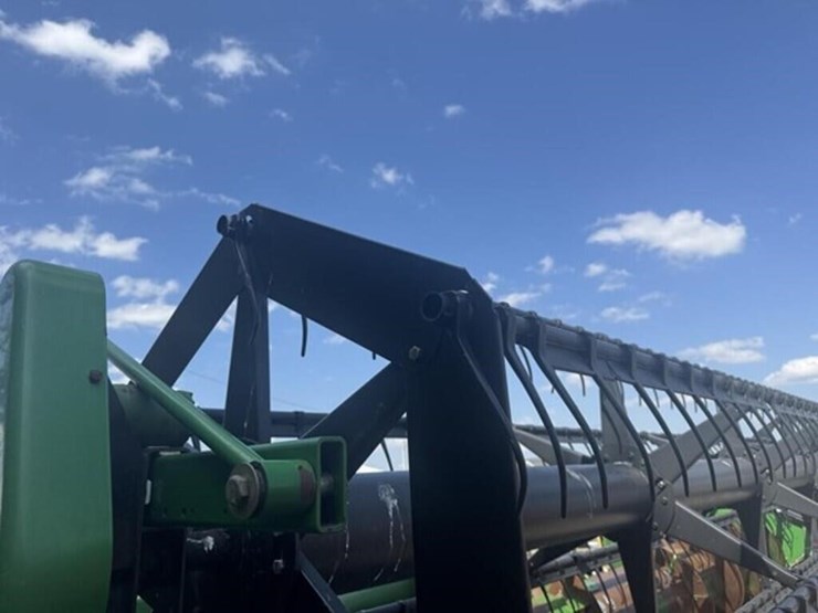 2005-john-deere-620f-image-21