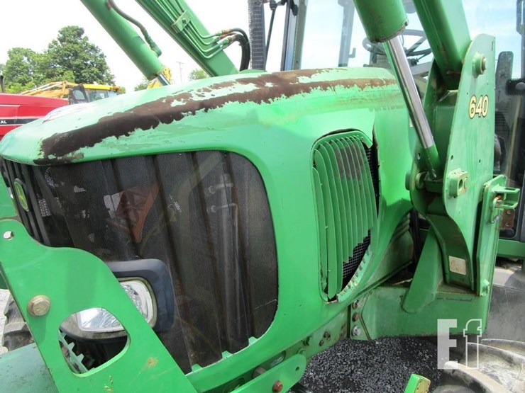 john-deere-6120-image-5