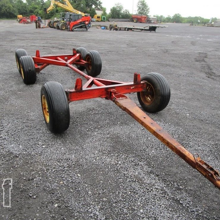 GEHL 1056