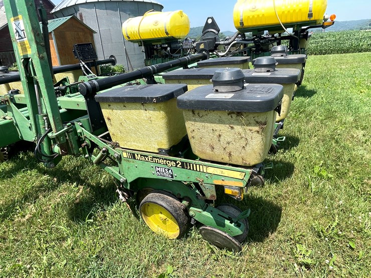 john-deere-7200-image-13