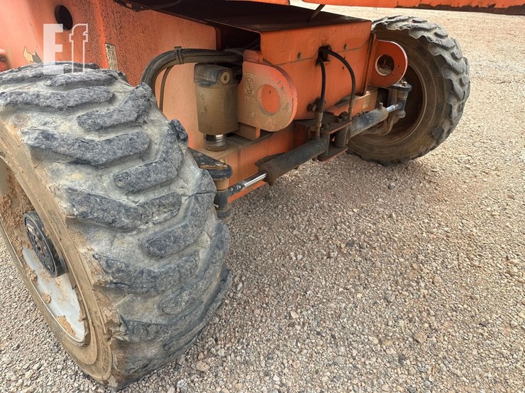 2014-jlg-660sj-image-8