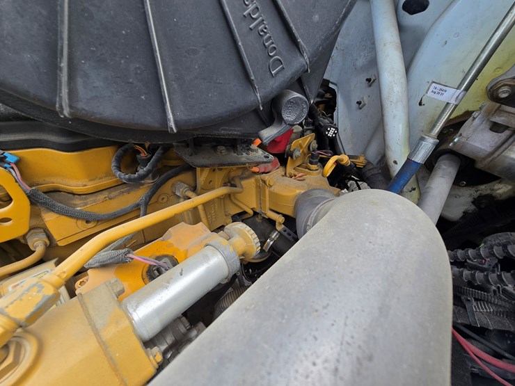 2004-ford-f650-image-60