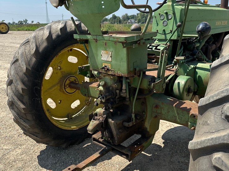 john-deere-60-image-8