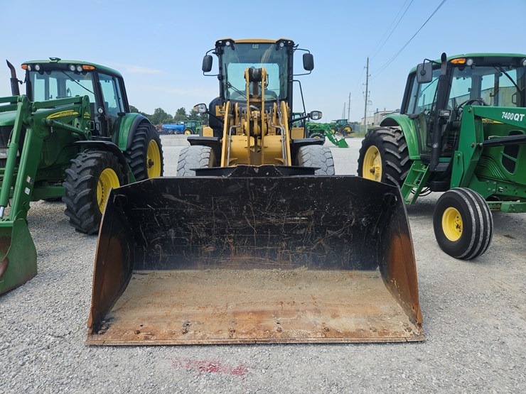 2015-caterpillar-930k-image-2