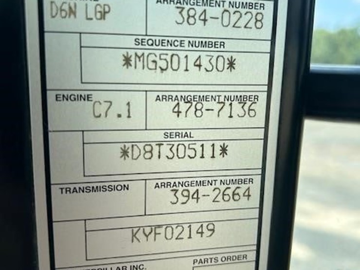 2017-caterpillar-d6n-lgp-image-14
