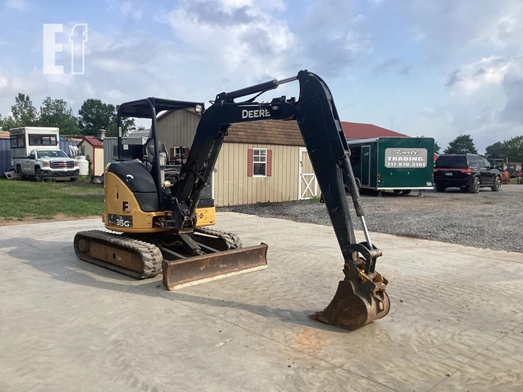 2017-deere-35g-image-8