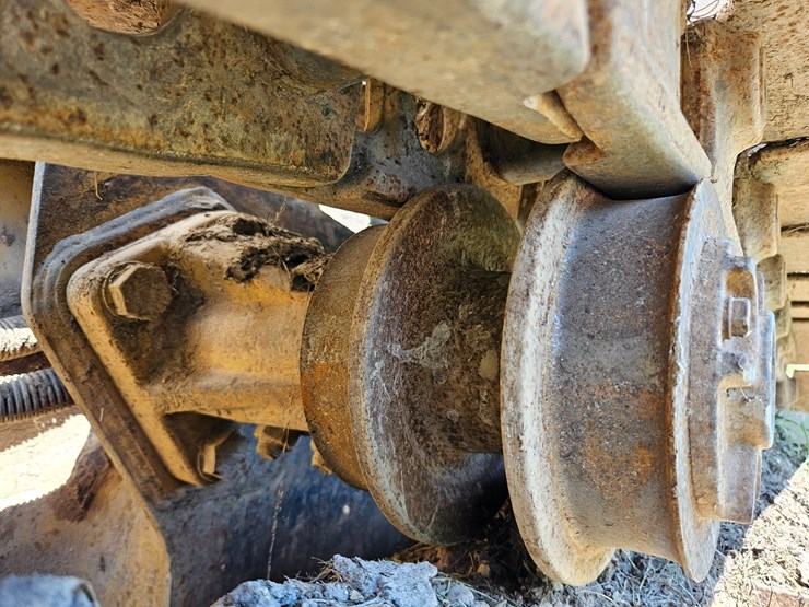 caterpillar-963-image-104
