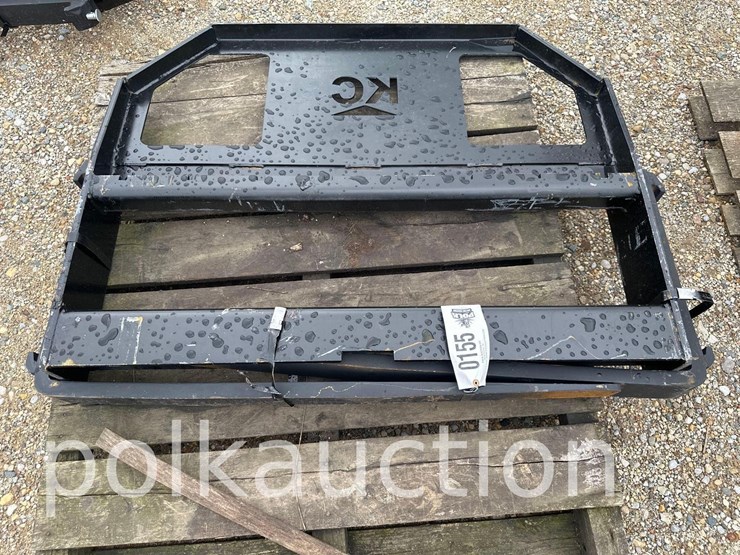 155----45"-skid-steer-fork-frame-w/-42"-forks-image-1
