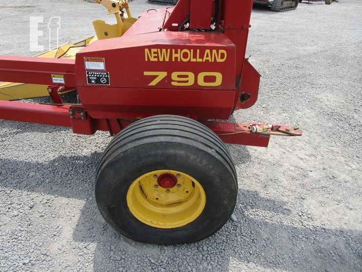 new-holland-790-image-7