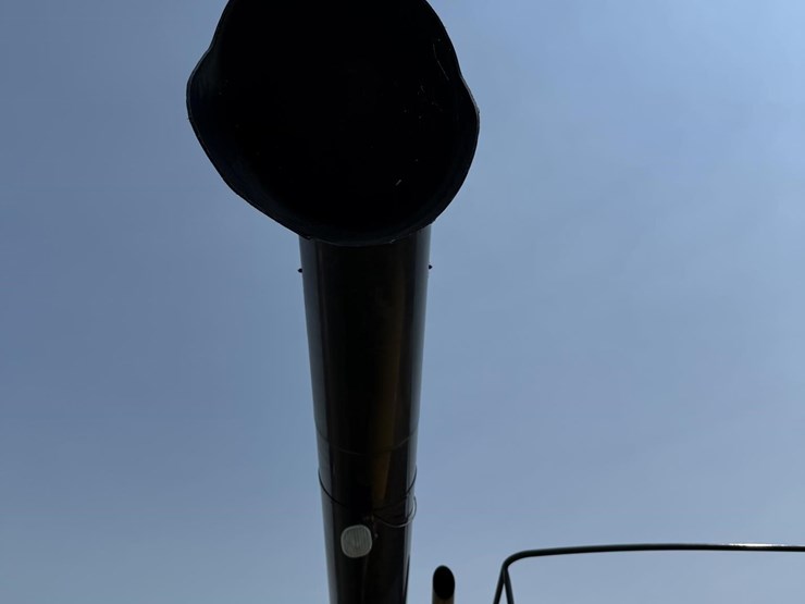 new-holland-cr960-image-70