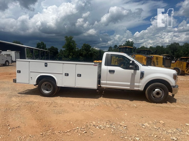 2018-ford-f350-image-3