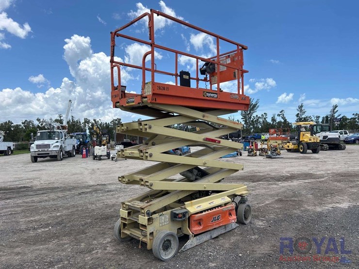 2018-jlg-3246es-image-3