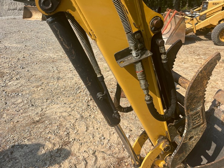 caterpillar-303cr-image-21