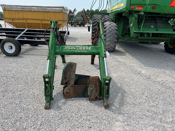 john-deere-640-image-2