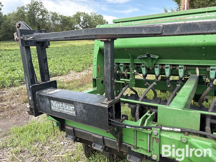 john-deere-750-image-16