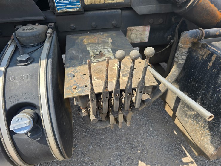 2012-kenworth-t800-image-118
