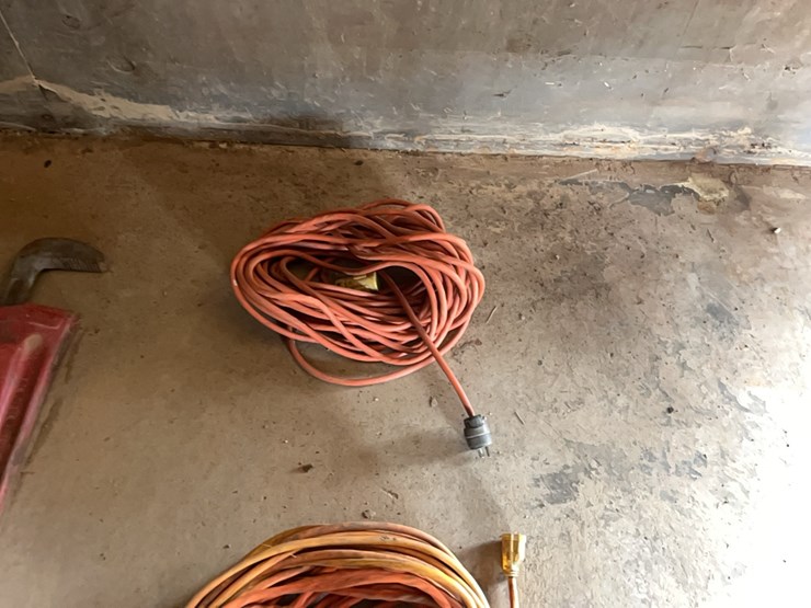 extension-cords-support-equipment-image-1