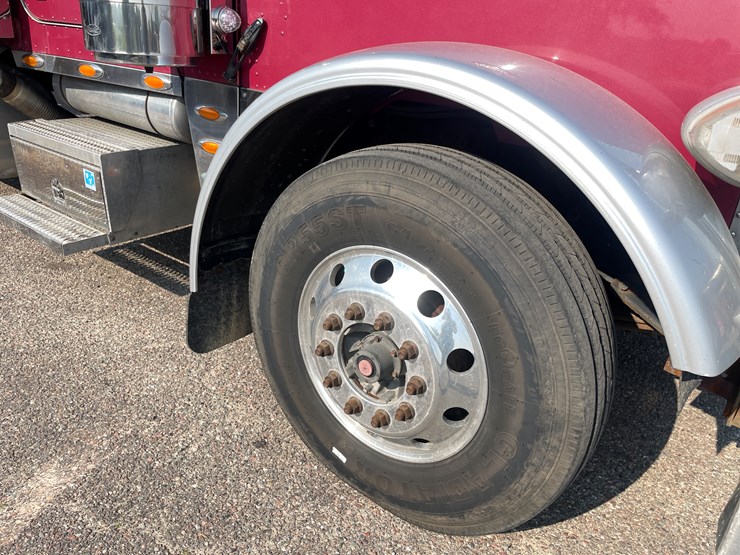 2007-peterbilt-379-image-49