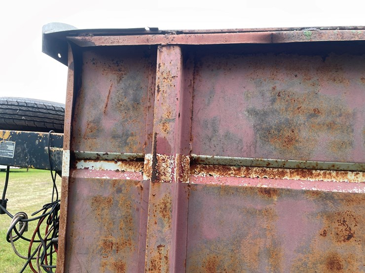 #1028-•-1974-16'-dump-box-goose-neck-trailer-(no-title)-image-31