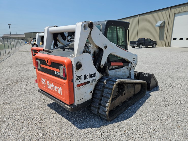 2013-bobcat-t650-image-20