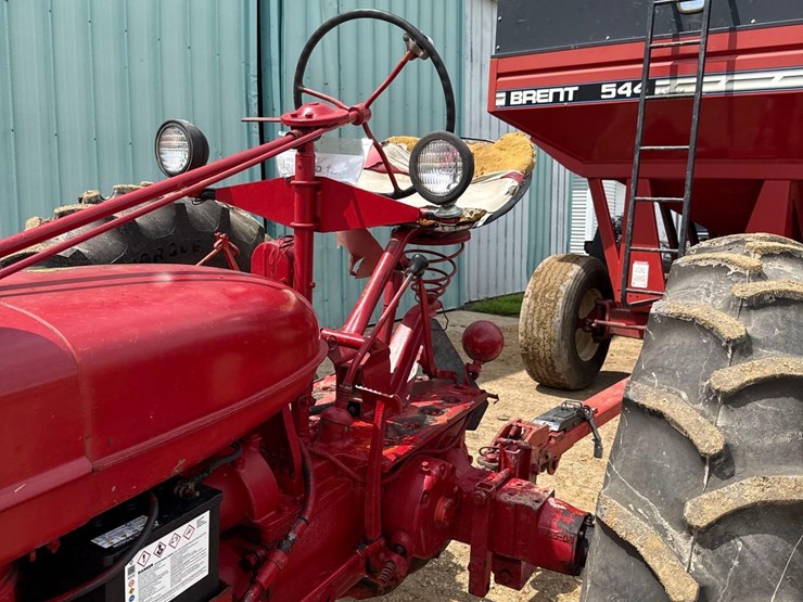 farmall-super-h-tractor-image-20
