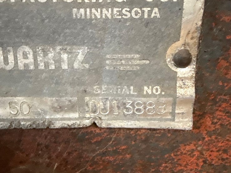 international-parts-tractor-image-11