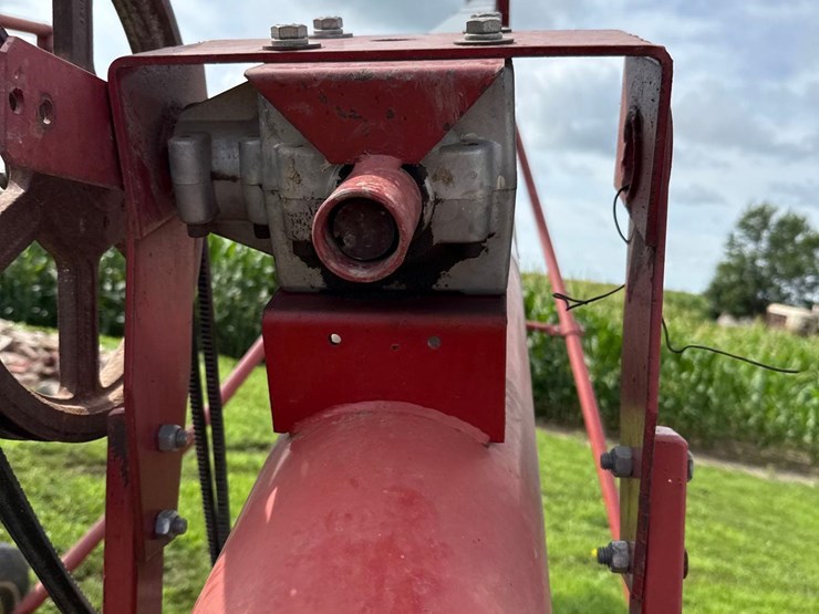 sudenga-8"-x-30ft-truck-auger-image-17