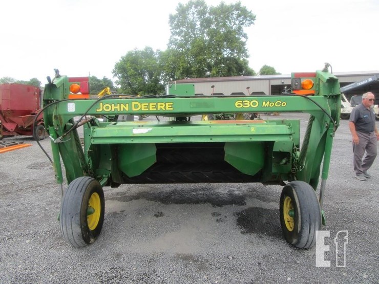 john-deere-630-image-9