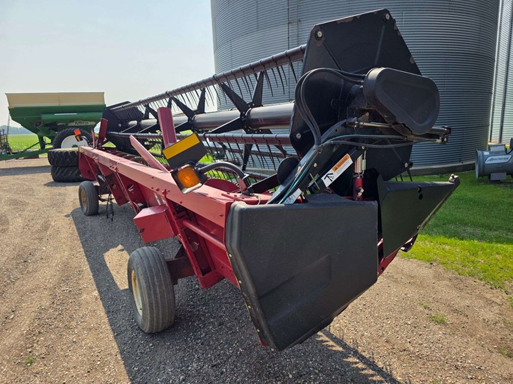 ih-model-1020-bean-head,-25’-wide,-bolt-on-sections,-comes-with-4-wheel-header-trailer,-9.5l-14-tire-image-32