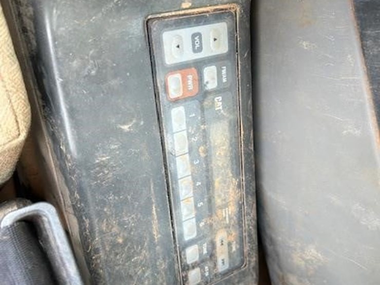 caterpillar-320dlrr-image-12