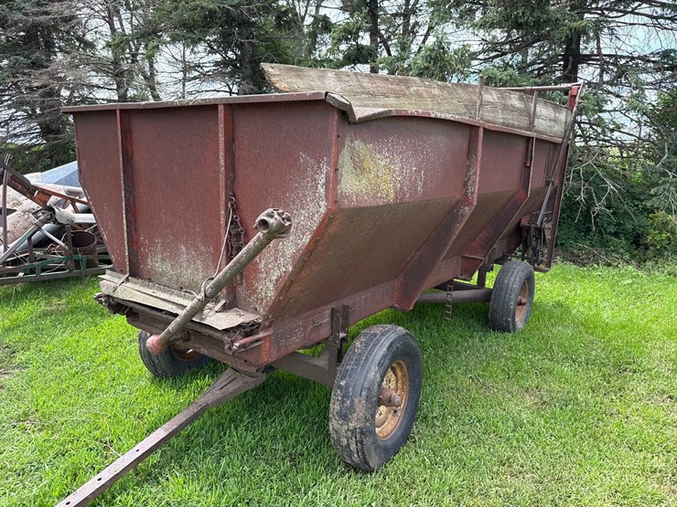 6ft-x-12ft-steel-silage-wagon-image-1