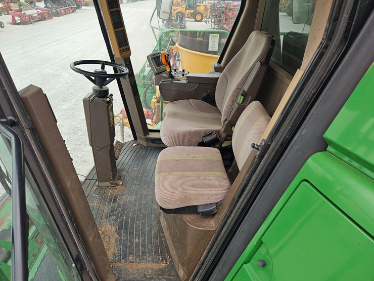 2010-john-deere-2010-image-8