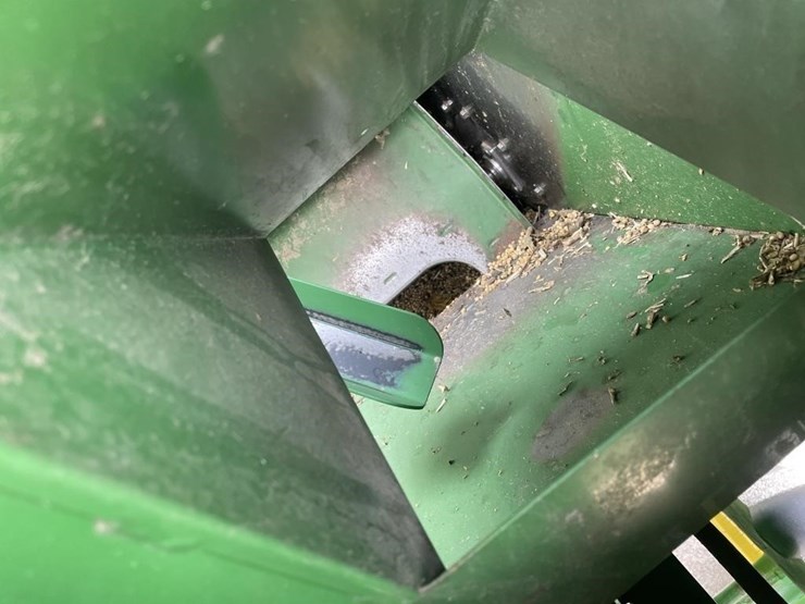 2015-john-deere-s660-image-27