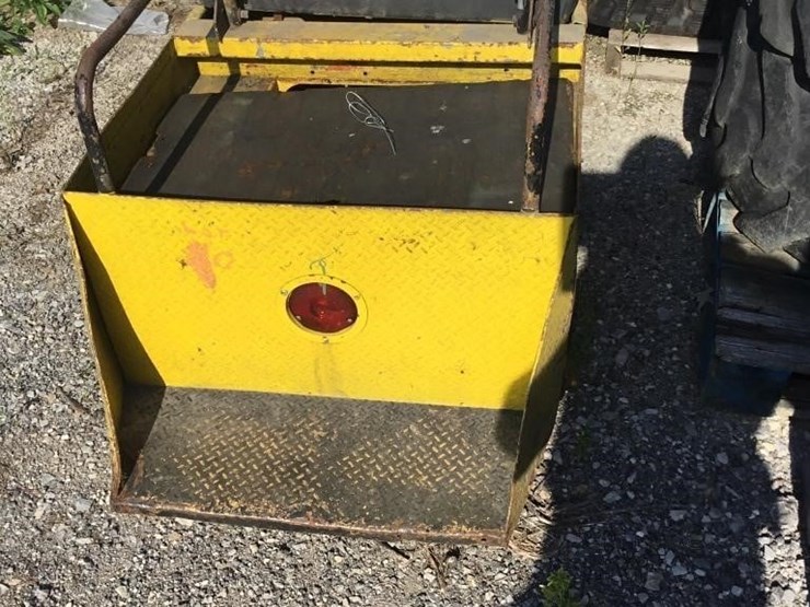 cushman-electric-truck-image-3