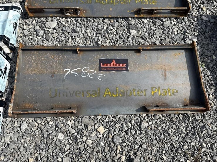 land-honor-universal-skid-steer-plate-image-1