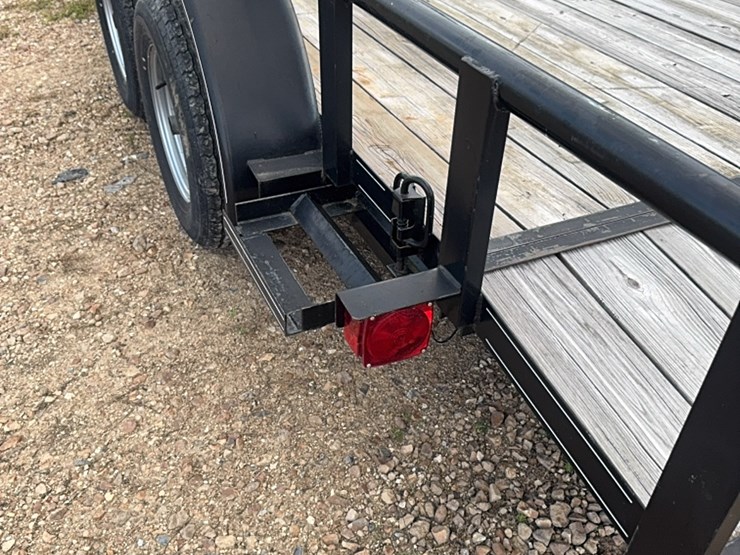 16-foot-utility-trailer-image-5