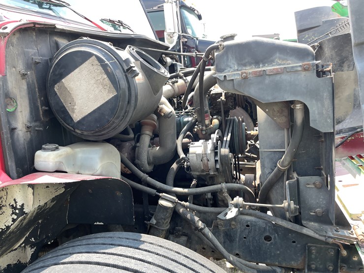 #1012-•-1993-international-dump-truck-(has-wi-title)-image-9