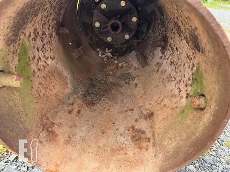yellow-pipe-layer-image-7