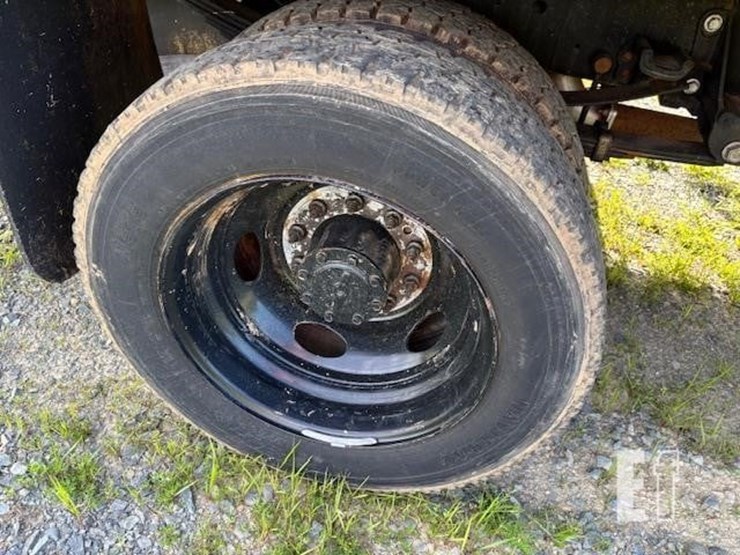 2017-ford-f450-image-21