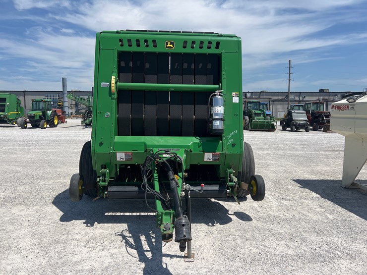 2020-john-deere-560r-image-2