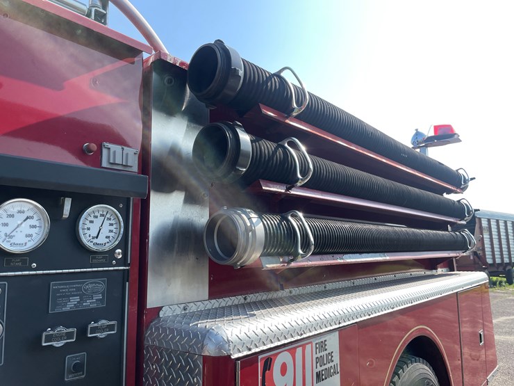 #1017-•-1985-retired-firetruck-(has-wi-title)-image-84
