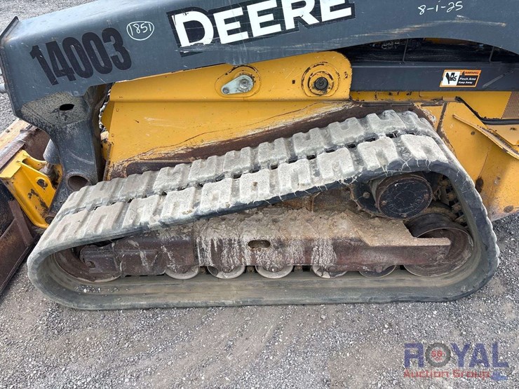 2018-deere-331g-image-10