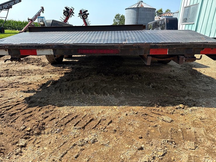 2013-dressen-dct-83-inch-x-20ft-flatbed-trailer-image-23